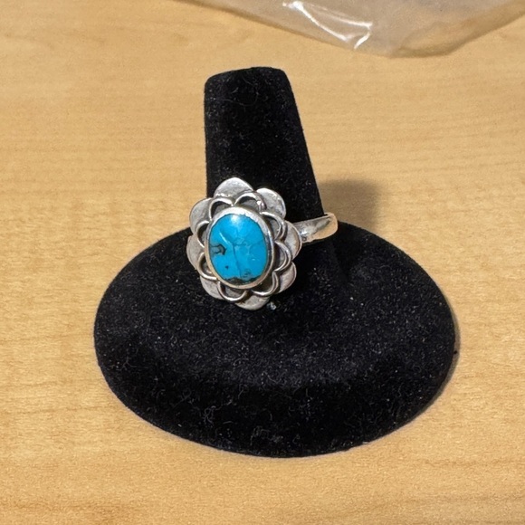 Sundance catalog jade ring - Picture 4 of 5